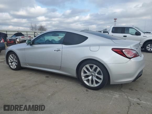 ✅ 2014 Hyundai Genesis Coupe R-Spec • VIN: KMHHT6KD1EU119779 • Lot: 46174445. Wystawiony na Copart z przebiegiem 98 236 mil. Bezpłatny archiwum sprzedaży aukcyjnych z USA i szczegółowy raport historii pojazdu na DreamBid. Zdjęcie 2.