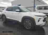 ✅ 2025 Chevrolet TrailBlazer LT • VIN: KL79MPSL4SB156400 • Lot: 86172985. Wystawiony na Copart z przebiegiem 16 722 mil. Bezpłatny archiwum sprzedaży aukcyjnych z USA i szczegółowy raport historii pojazdu na DreamBid. Zdjęcie 4.