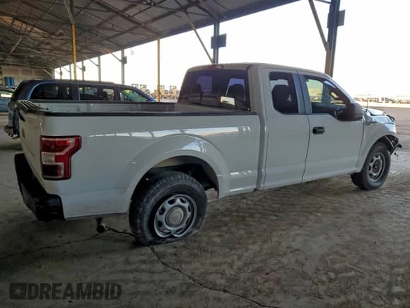 ✅ 2018 Ford F-150 XL • VIN: 1FTEX1CB9JKD10108 • Lot: 95190005. Wystawiony na Copart z przebiegiem 270 946 mil. Bezpłatny archiwum sprzedaży aukcyjnych z USA i szczegółowy raport historii pojazdu na DreamBid. Zdjęcie 3.