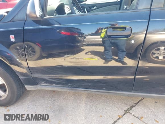 ✅ 2006 Saturn VUE • VIN: 5GZCZ33D76S874716 • Lot: 41987170. Wystawiony na IAAI z przebiegiem 90 227 mil. Bezpłatny archiwum sprzedaży aukcyjnych z USA i szczegółowy raport historii pojazdu na DreamBid. Zdjęcie 13.