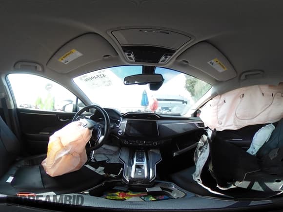 ✅ 2021 Honda Clarity Touring • VIN: JHMZC5F35MC000091 • Lot: 42549606. Wystawiony na IAAI z przebiegiem 37 230 mil. Bezpłatny archiwum sprzedaży aukcyjnych z USA i szczegółowy raport historii pojazdu na DreamBid. Zdjęcie 19.