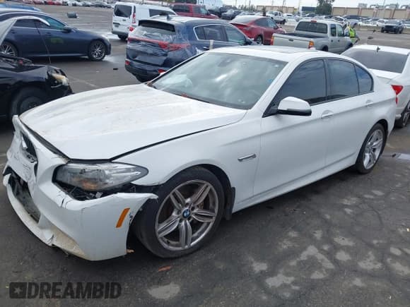 ✅ 2015 BMW 5 Series 535i xDrive • VIN: WBA5B3C56FD548284 • Lot: 43262851. Listed on IAAI with 102,867 mi. Free auction sales archive from the USA and detailed vehicle history report at DreamBid. Image 2.