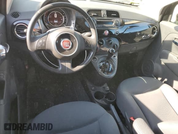 ✅ 2015 FIAT 500 Pop • VIN: 3C3CFFDR5FT678167 • Лот: 68994265. Опубликован ранее на Copart с пробегом 75 673 миль. Бесплатный доступ к архиву аукционных продаж из США и подробный отчёт об истории автомобиля на DreamBid. Изображение 8.