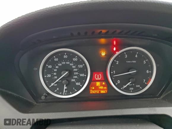 ✅ 2010 BMW 6 Series 650i • VIN: WBAEA5C54ACV93771 • Лот: 96449905. Опубликован ранее на Copart с пробегом 74 712 миль. Бесплатный доступ к архиву аукционных продаж из США и подробный отчёт об истории автомобиля на DreamBid. Изображение 9.