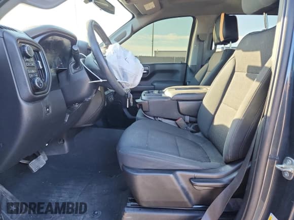 ✅ 2020 Chevrolet Silverado 1500 Custom • VIN: 3GCPYBEH9LG356433 • Лот: 90906535. Опубликован ранее на Copart с пробегом 191 171 миль. Бесплатный доступ к архиву аукционных продаж из США и подробный отчёт об истории автомобиля на DreamBid. Изображение 7.