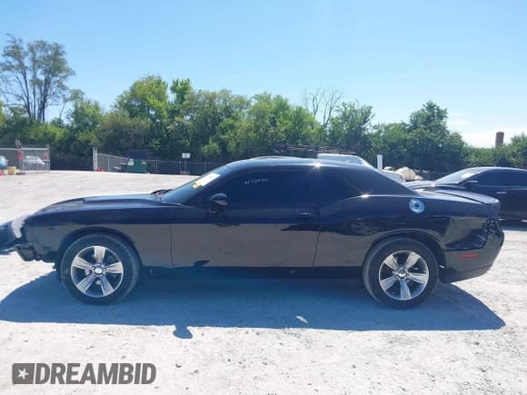 ✅ 2016 Dodge Challenger SXT • VIN: 2C3CDZAG4GH157638 • Lot: 43084001. Listed on IAAI with 163,658 mi. Free auction sales archive from the USA and detailed vehicle history report at DreamBid. Image 15.