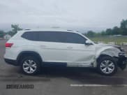 ✅ 2019 Volkswagen Atlas SE • VIN: 1V2UR2CA0KC534378 • Lot: 42351326. Listed on IAAI with 85,537 mi. Free auction sales archive from the USA and detailed vehicle history report at DreamBid. Image 13.