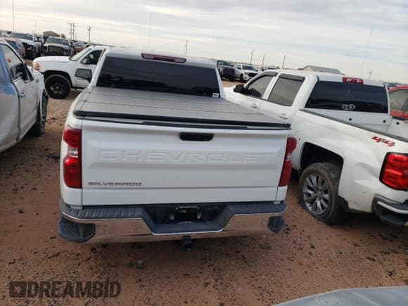 ✅ 2025 Chevrolet Silverado 1500 • VIN: 3GCUKAED6SG181603 • Лот: 45716915. Опубликован ранее на Copart с пробегом 2 147 миль. Бесплатный доступ к архиву аукционных продаж из США и подробный отчёт об истории автомобиля на DreamBid. Изображение 6.