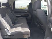 ✅ 2019 Toyota Tundra SR5 • VIN: 5TFEY5F10KX250294 • Lot: 41917558. Wystawiony na IAAI z przebiegiem 133 387 mil. Bezpłatny archiwum sprzedaży aukcyjnych z USA i szczegółowy raport historii pojazdu na DreamBid. Zdjęcie 8.