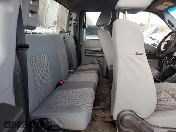 ✅ 2016 Ford F-350 Lariat • VIN: 1FT8X3B60GEA65705 • Lot: 43323745. Listed on Copart with 325,015 mi. Free auction sales archive from the USA and detailed vehicle history report at DreamBid. Image 10.