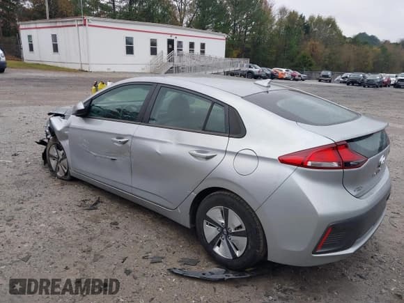 ✅ 2020 Hyundai Ioniq Blue • VIN: KMHC65LC2LU225981 • Lot: 40965219. Wystawiony na IAAI z przebiegiem 55 000 mil. Bezpłatny archiwum sprzedaży aukcyjnych z USA i szczegółowy raport historii pojazdu na DreamBid. Zdjęcie 3.