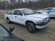 ✅ 2000 Dodge Dakota Sport • VIN: 1B7GG22N0YS754420 • Лот: 46234915. Опубликован ранее на Copart с пробегом 236 355 миль. Бесплатный доступ к архиву аукционных продаж из США и подробный отчёт об истории автомобиля на DreamBid. Изображение 4.