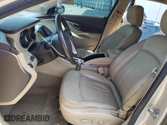 ✅ 2013 Buick LaCrosse • VIN: 1G4G55E31DF233125 • Lot: 55670155. Wystawiony na Copart z przebiegiem 127 204 mil. Bezpłatny archiwum sprzedaży aukcyjnych z USA i szczegółowy raport historii pojazdu na DreamBid. Zdjęcie 7.