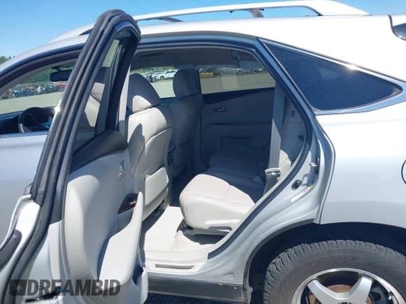 ✅ 2012 Lexus RX 350 • VIN: 2T2BK1BA8CC136574 • Lot: 42985134. Listed on IAAI with 107,123 mi. Free auction sales archive from the USA and detailed vehicle history report at DreamBid. Image 8.