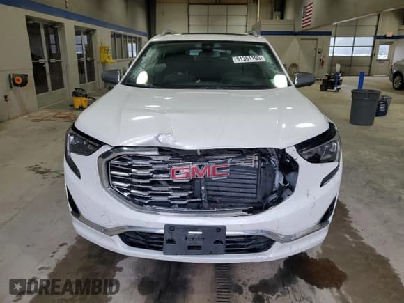 ✅ 2020 GMC Terrain Denali • VIN: 3GKALXEX4LL211935 • Lot: 91351105. Wystawiony na Copart z przebiegiem 66 026 mil. Bezpłatny archiwum sprzedaży aukcyjnych z USA i szczegółowy raport historii pojazdu na DreamBid. Zdjęcie 5.