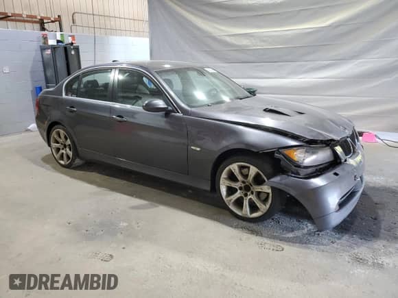 2006 BMW 3 Series 330i with VIN WBAVB335X6AZ86744, listed as a Copart auction lot 80352395 with Not provided miles and Salvage title. Bid and sale history available at DreamBid. Image 4.