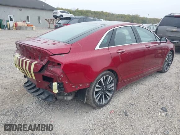 ✅ 2018 Lincoln MKZ Reserve • VIN: 3LN6L5FC0JR608680 • Lot: 43545427. Wystawiony na IAAI z przebiegiem 41 079 mil. Bezpłatny archiwum sprzedaży aukcyjnych z USA i szczegółowy raport historii pojazdu na DreamBid. Zdjęcie 4.