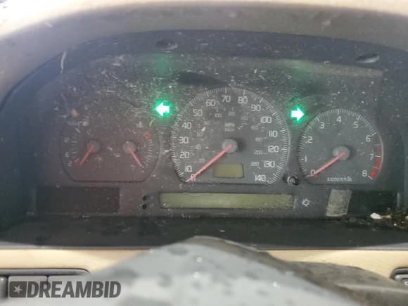 ✅ 2001 Volvo C70 • VIN: YV1NC56D91J023464 • Lot: 58118705. Wystawiony na Copart z przebiegiem 119 433 mil. Bezpłatny archiwum sprzedaży aukcyjnych z USA i szczegółowy raport historii pojazdu na DreamBid. Zdjęcie 12.