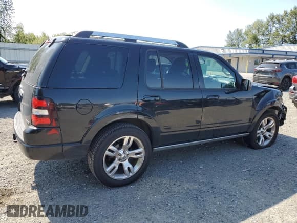 ✅ 2010 Ford Explorer Limited • VIN: 1FMEU8F89AUB08080 • Lot: 59393585. Wystawiony na Copart z przebiegiem 150 660 mil. Bezpłatny archiwum sprzedaży aukcyjnych z USA i szczegółowy raport historii pojazdu na DreamBid. Zdjęcie 3.