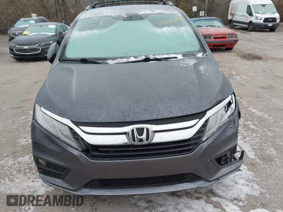 ✅ 2018 Honda Odyssey LX • VIN: 5FNRL6H25JB053030 • Lot: 43827469. Listed on IAAI with 210,438 mi. Free auction sales archive from the USA and detailed vehicle history report at DreamBid. Image 17.
