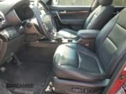 ✅ 2015 Kia Sorento SX Limited • VIN: 5XYKWDA79FG562881 • Лот: 68859095. Опубликован ранее на Copart с пробегом 121 622 миль. Бесплатный доступ к архиву аукционных продаж из США и подробный отчёт об истории автомобиля на DreamBid. Изображение 7.