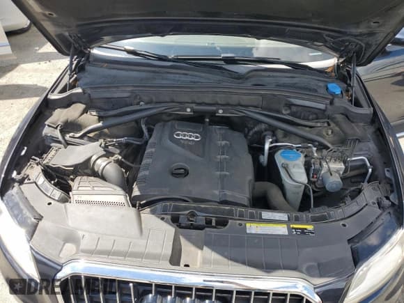 ✅ 2017 Audi Q5 Premium • VIN: WA1C2AFP7HA099806 • Lot: 65737445. Wystawiony na Copart z przebiegiem 127 833 mil. Bezpłatny archiwum sprzedaży aukcyjnych z USA i szczegółowy raport historii pojazdu na DreamBid. Zdjęcie 12.