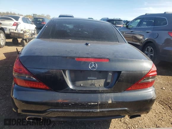 ✅ 2011 Mercedes-Benz SL 550 • VIN: WDBSK7BA7BF165155 • Lot: 87301835. Wystawiony na Copart z przebiegiem 115 602 mil. Bezpłatny archiwum sprzedaży aukcyjnych z USA i szczegółowy raport historii pojazdu na DreamBid. Zdjęcie 6.