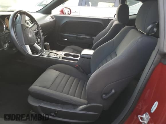 ✅ 2010 Dodge Challenger R/T Classic • VIN: 2B3CJ5DT4AH200177 • Лот: 74007174. Опубликован ранее на Copart с пробегом 135 750 миль. Бесплатный доступ к архиву аукционных продаж из США и подробный отчёт об истории автомобиля на DreamBid. Изображение 7.