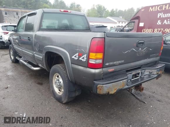 ✅ 2001 Chevrolet Silverado 2500HD LS • VIN: 1GCHK23U21F199851 • Лот: 42180073. Опубликован ранее на IAAI с пробегом 80 168 миль. Бесплатный доступ к архиву аукционных продаж из США и подробный отчёт об истории автомобиля на DreamBid. Изображение 3.