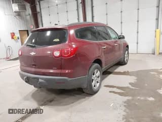 ✅ 2010 Chevrolet Traverse 1LT • VIN: 1GNLVFEDXAS144455 • Lot: 43410258. Wystawiony na IAAI z przebiegiem 159 271 mil. Bezpłatny archiwum sprzedaży aukcyjnych z USA i szczegółowy raport historii pojazdu na DreamBid. Zdjęcie 4.