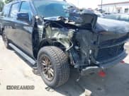 ✅ 2021 Chevrolet Suburban Z71 • VIN: 1GNSKDKD2MR206780 • Lot: 43124225. Wystawiony na IAAI z przebiegiem 61 623 mil. Bezpłatny archiwum sprzedaży aukcyjnych z USA i szczegółowy raport historii pojazdu na DreamBid. Zdjęcie 6.