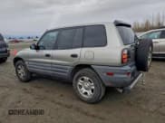✅ 1999 Toyota RAV4 • VIN: JT3HP10V4X7123287 • Lot: 93718625. Wystawiony na Copart z przebiegiem 232 573 mil. Bezpłatny archiwum sprzedaży aukcyjnych z USA i szczegółowy raport historii pojazdu na DreamBid. Zdjęcie 2.