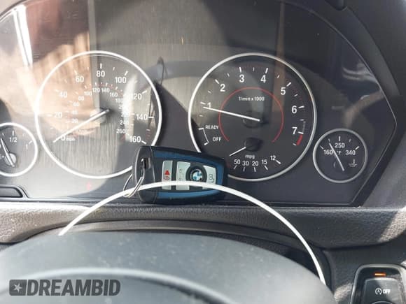 ✅ 2018 BMW 3 Series 330i xDrive • VIN: WBA8Z9C54JG828210 • Lot: 42468521. Wystawiony na IAAI z przebiegiem 72 741 mil. Bezpłatny archiwum sprzedaży aukcyjnych z USA i szczegółowy raport historii pojazdu na DreamBid. Zdjęcie 11.