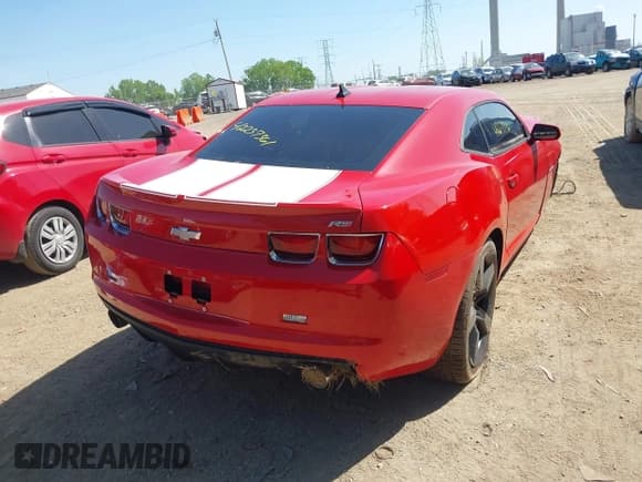 ✅ 2010 Chevrolet Camaro 1LT • VIN: 2G1FB1EVXA9000442 • Lot: 42237361. Wystawiony na IAAI z przebiegiem 163 439 mil. Bezpłatny archiwum sprzedaży aukcyjnych z USA i szczegółowy raport historii pojazdu na DreamBid. Zdjęcie 4.