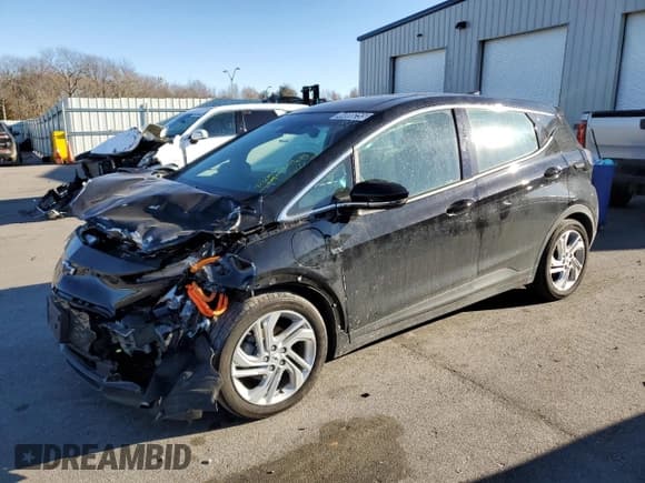 ✅ 2023 Chevrolet Bolt EV 1LT • VIN: 1G1FW6S04P4175873 • Лот: 44008255. Опубликован ранее на Copart с пробегом 21 706 миль. Бесплатный доступ к архиву аукционных продаж из США и подробный отчёт об истории автомобиля на DreamBid. Изображение 1.