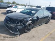 ✅ 2022 Toyota Camry XSE • VIN: 4T1K61AKXNU026419 • Лот: 43511953. Опубликован ранее на IAAI с пробегом 80 989 миль. Бесплатный доступ к архиву аукционных продаж из США и подробный отчёт об истории автомобиля на DreamBid. Изображение 2.