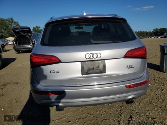 ✅ 2015 Audi Q5 Premium Plus • VIN: WA1LFAFP2FA135936 • Лот: 85180655. Опубликован ранее на Copart с пробегом 103 025 миль. Бесплатный доступ к архиву аукционных продаж из США и подробный отчёт об истории автомобиля на DreamBid. Изображение 6.