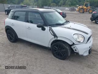 ✅ 2013 MINI Countryman S • VIN: WMWZC3C59DWP22218 • Лот: 43192980. Опубликован ранее на IAAI с пробегом 92 081 миль. Бесплатный доступ к архиву аукционных продаж из США и подробный отчёт об истории автомобиля на DreamBid. Изображение 1.
