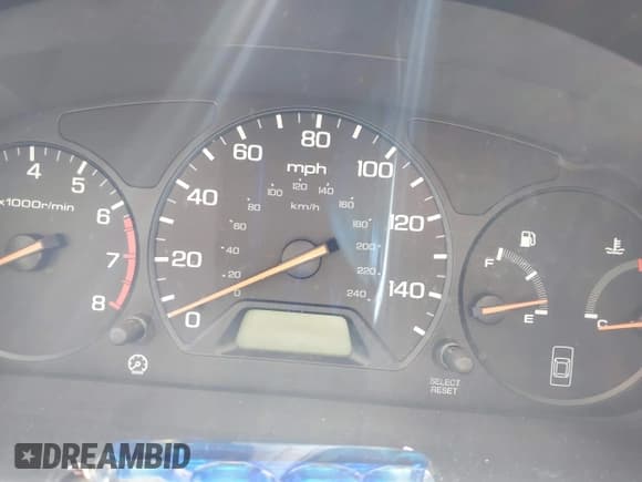 ✅ 1999 Honda Accord DX • VIN: 1HGCF8542XA081174 • Lot: 43109057. Wystawiony na IAAI z przebiegiem 173 727 mil. Bezpłatny archiwum sprzedaży aukcyjnych z USA i szczegółowy raport historii pojazdu na DreamBid. Zdjęcie 7.