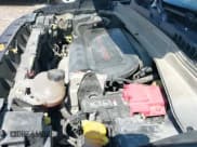 ✅ 2020 Jeep Renegade Altitude • VIN: ZACNJABB9LPL94410 • Lot: 42992519. Wystawiony na IAAI z przebiegiem 119 820 mil. Bezpłatny archiwum sprzedaży aukcyjnych z USA i szczegółowy raport historii pojazdu na DreamBid. Zdjęcie 19.