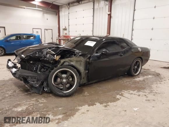 ✅ 2012 Dodge Challenger SXT • VIN: 2C3CDYAG6CH161825 • Lot: 41159817. Wystawiony na IAAI z przebiegiem 73 905 mil. Bezpłatny archiwum sprzedaży aukcyjnych z USA i szczegółowy raport historii pojazdu na DreamBid. Zdjęcie 17.