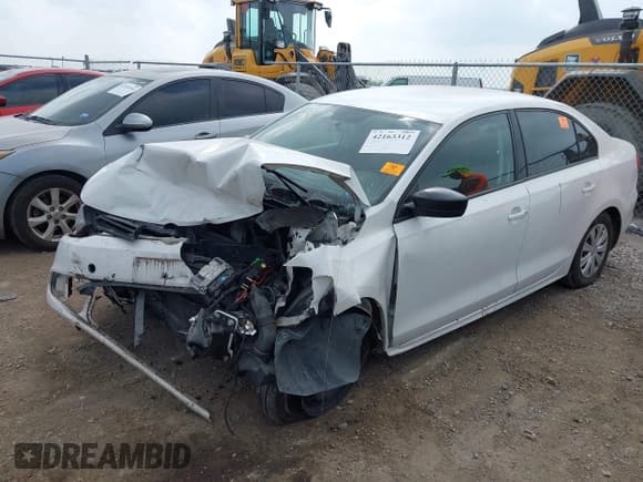 ✅ 2013 Volkswagen Jetta S • VIN: 3VW2K7AJ2DM236653 • Lot: 42163312. Listed on IAAI with 133,000 mi. Free auction sales archive from the USA and detailed vehicle history report at DreamBid. Image 17.