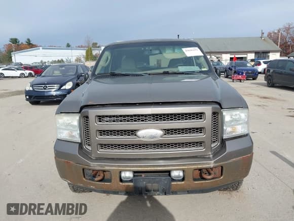 ✅ 2005 Ford Excursion Limited • VIN: 1FMNU43S65EB69363 • Лот: 43645192. Опубликован ранее на IAAI с пробегом 253 787 миль. Бесплатный доступ к архиву аукционных продаж из США и подробный отчёт об истории автомобиля на DreamBid. Изображение 12.