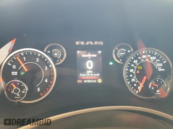 ✅ 2024 Ram 2500 Big Horn • VIN: 3C6UR5DL7RG269685 • Lot: 85379685. Listed on Copart with 16,133 mi. Free auction sales archive from the USA and detailed vehicle history report at DreamBid. Image 9.