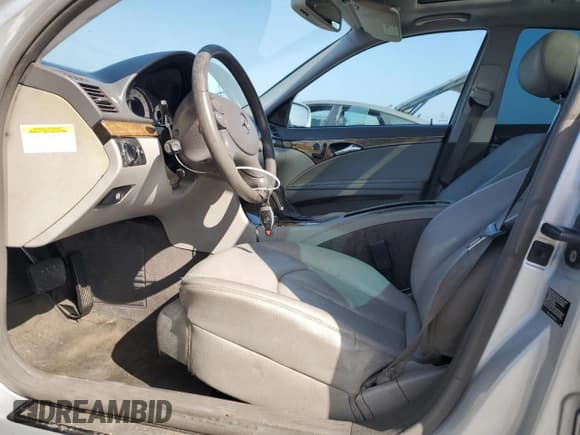 ✅ 2007 Mercedes-Benz E 350 • VIN: WDBUF56X37B161912 • Lot: 90638655. Listed on Copart with 175,815 mi. Free auction sales archive from the USA and detailed vehicle history report at DreamBid. Image 7.