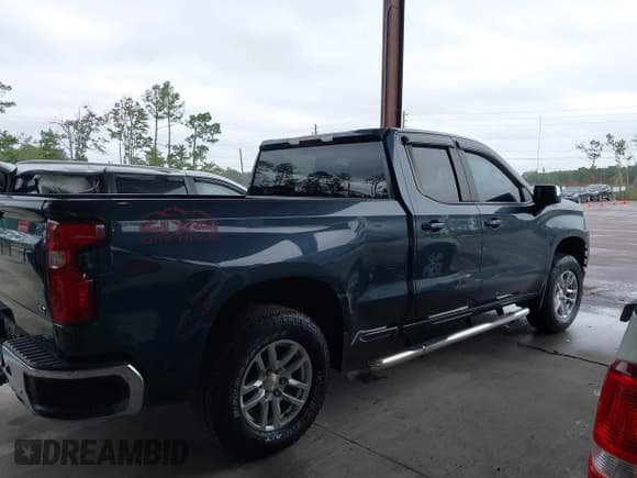 ✅ 2019 Chevrolet Silverado 1500 LT • VIN: 1GCRYDED3KZ264461 • Lot: 43431256. Wystawiony na IAAI z przebiegiem 239 442 mil. Bezpłatny archiwum sprzedaży aukcyjnych z USA i szczegółowy raport historii pojazdu na DreamBid. Zdjęcie 13.