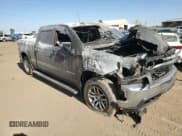 ✅ 2020 Chevrolet Silverado 1500 LT • VIN: 1GCUYDED0LZ345445 • Lot: 75865154. Wystawiony na Copart z przebiegiem Nie podano. Bezpłatny archiwum sprzedaży aukcyjnych z USA i szczegółowy raport historii pojazdu na DreamBid. Zdjęcie 4.