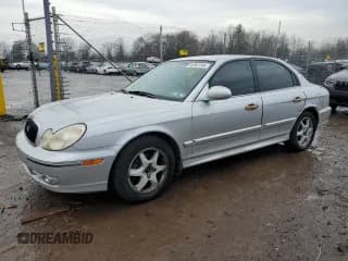 ✅ 2005 Hyundai Sonata GLS • VIN: KMHWF35H45A165863 • Лот: 82361594. Опубликован ранее на Copart с пробегом 75 162 миль. Бесплатный доступ к архиву аукционных продаж из США и подробный отчёт об истории автомобиля на DreamBid. Изображение 1.