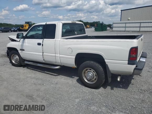 ✅ 2002 Dodge 2500 • VIN: 3B7KC23602M313447 • Lot: 56666355. Listed on Copart with 235,214 mi. Free auction sales archive from the USA and detailed vehicle history report at DreamBid. Image 2.