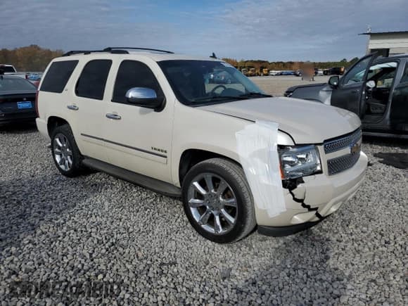 ✅ 2010 Chevrolet Tahoe LTZ • VIN: 1GNUCCE06AR167860 • Lot: 92745385. Wystawiony na Copart z przebiegiem 240 984 mil. Bezpłatny archiwum sprzedaży aukcyjnych z USA i szczegółowy raport historii pojazdu na DreamBid. Zdjęcie 4.